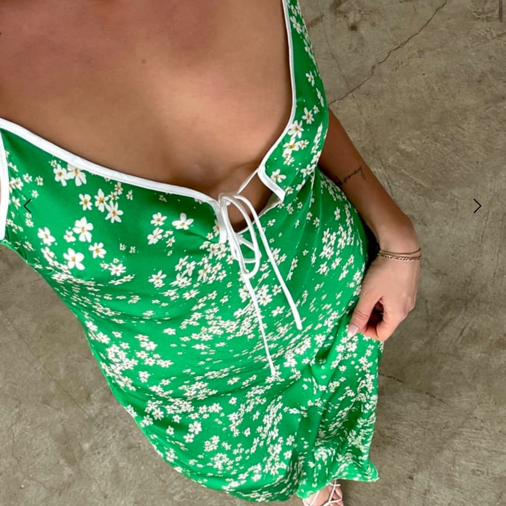 Rumored Floral Maxi Dress size medium